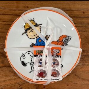 Peanuts 6” scarecrow pumpkins appetizer plate set of 4 Brand new!  LAST SET